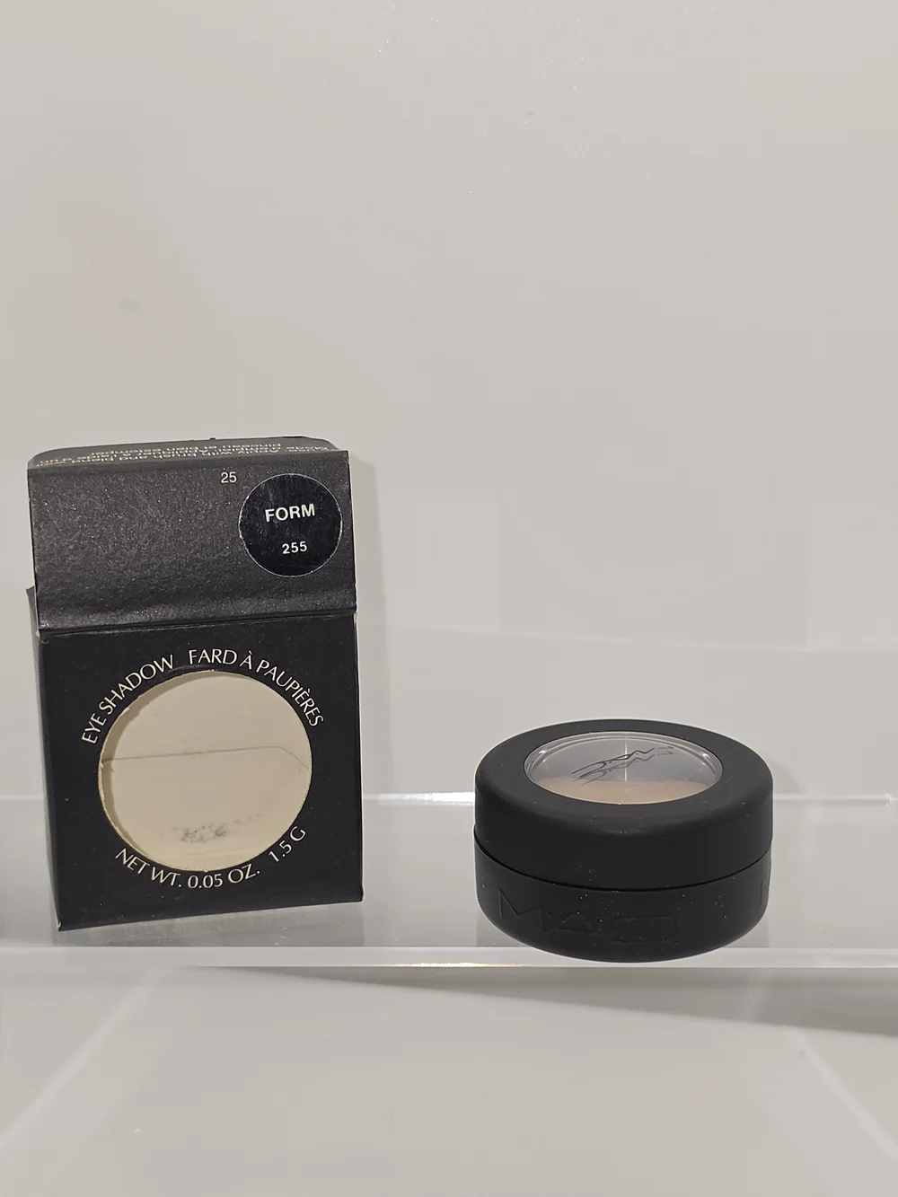 VINTAGE 1990s RARE MAC EYESHADOW - 